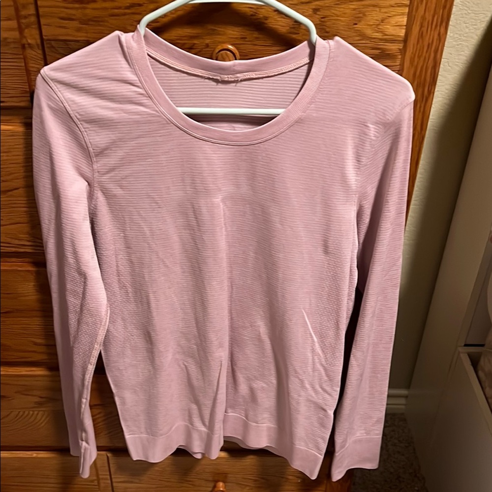 Women's Lululemon Pink Long Sleeve Top